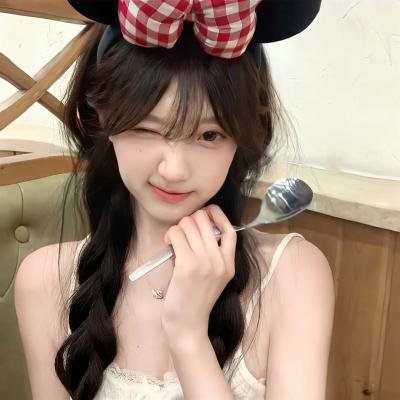 我的神豪身份被校花闺女曝光了